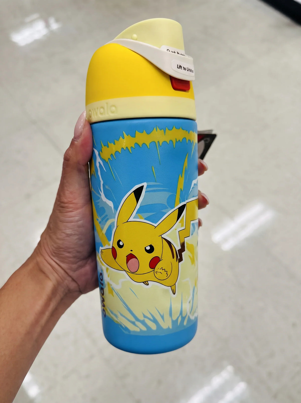 Pokémon 30th Anniversary - 16 Oz FreeSip Water Bottle