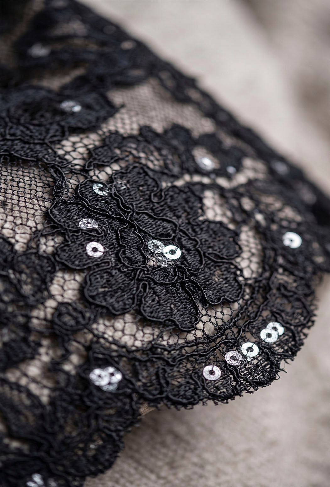 Midnight Lace Flare Jeans – Luxury Comfort, Signature Lace 🔥